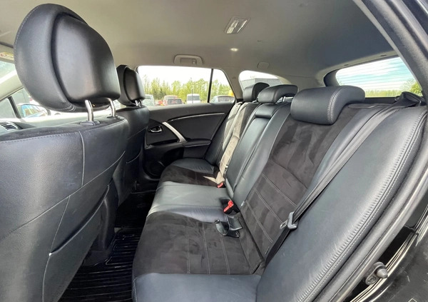 Toyota Avensis cena 54900 przebieg: 130886, rok produkcji 2014 z Sanok małe 301